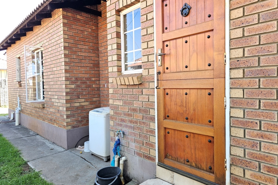 3 Bedroom Property for Sale in Waterval East North West